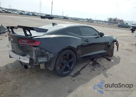 2017 Chevrolet Camaro 1Lt z USA, uszkodzony, nr VIN 1G1FB1RS5H0110870